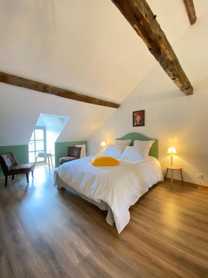 Hotel Au Pont D'Olt Saint-Côme-dʼOlt Habitación foto