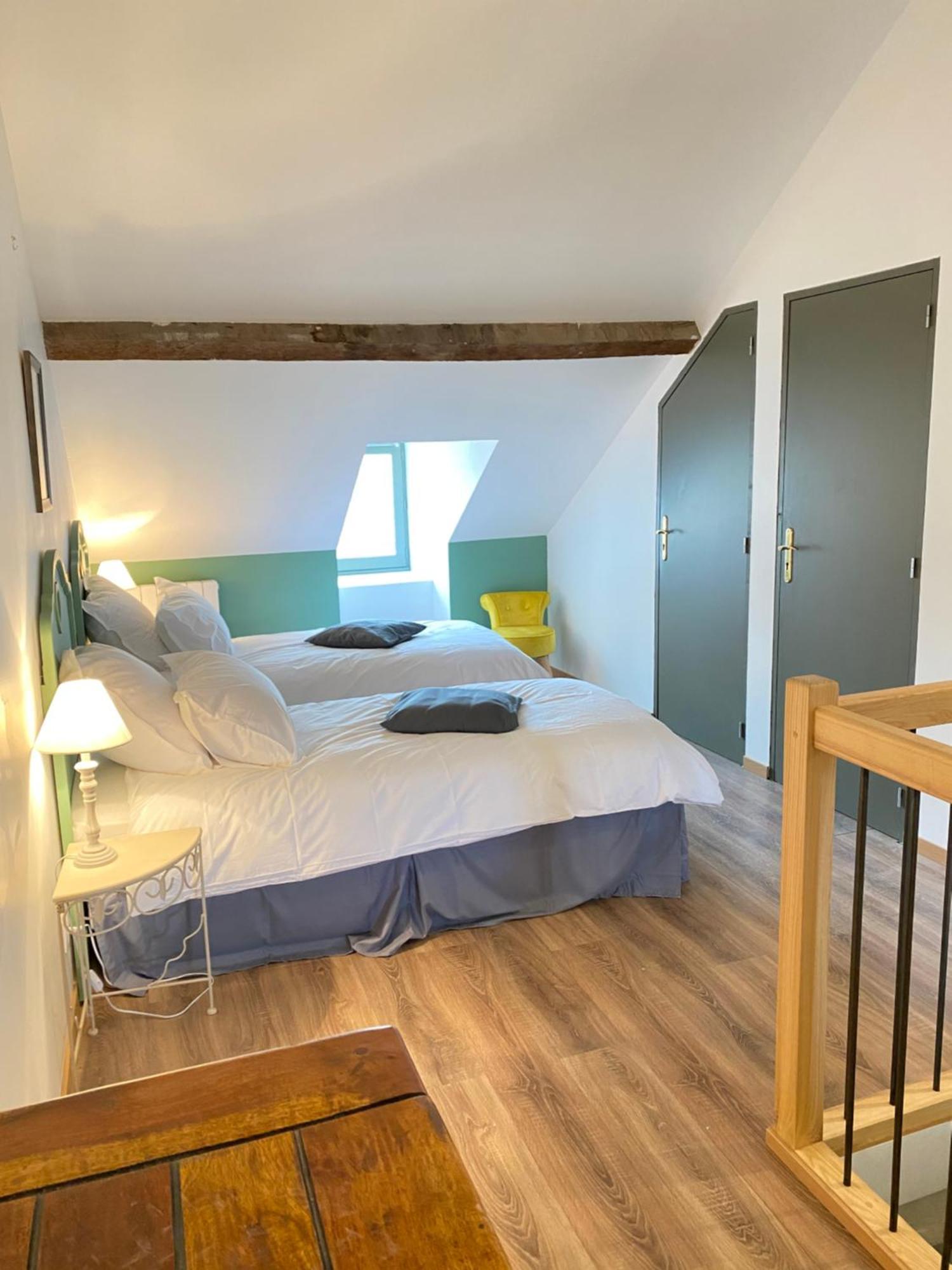 Hotel Au Pont D'Olt Saint-Côme-dʼOlt Habitación foto